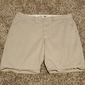 Old navy, ultimate slim, khaki shorts size 40